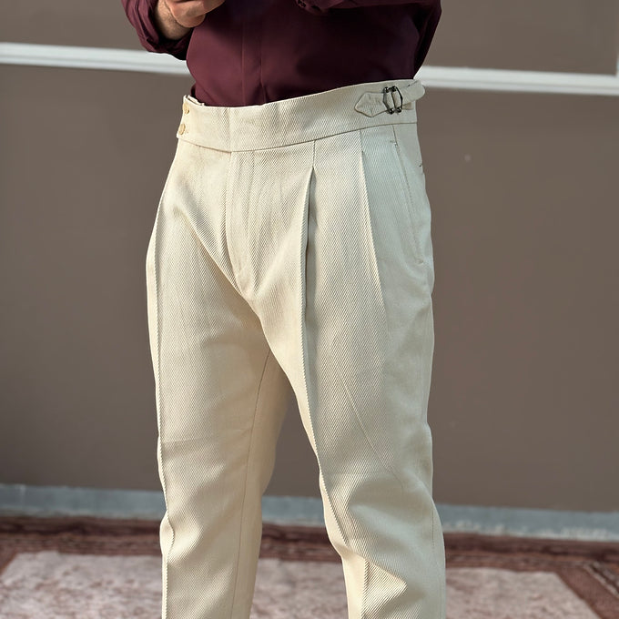 الزي الرسمي غير الرسمي